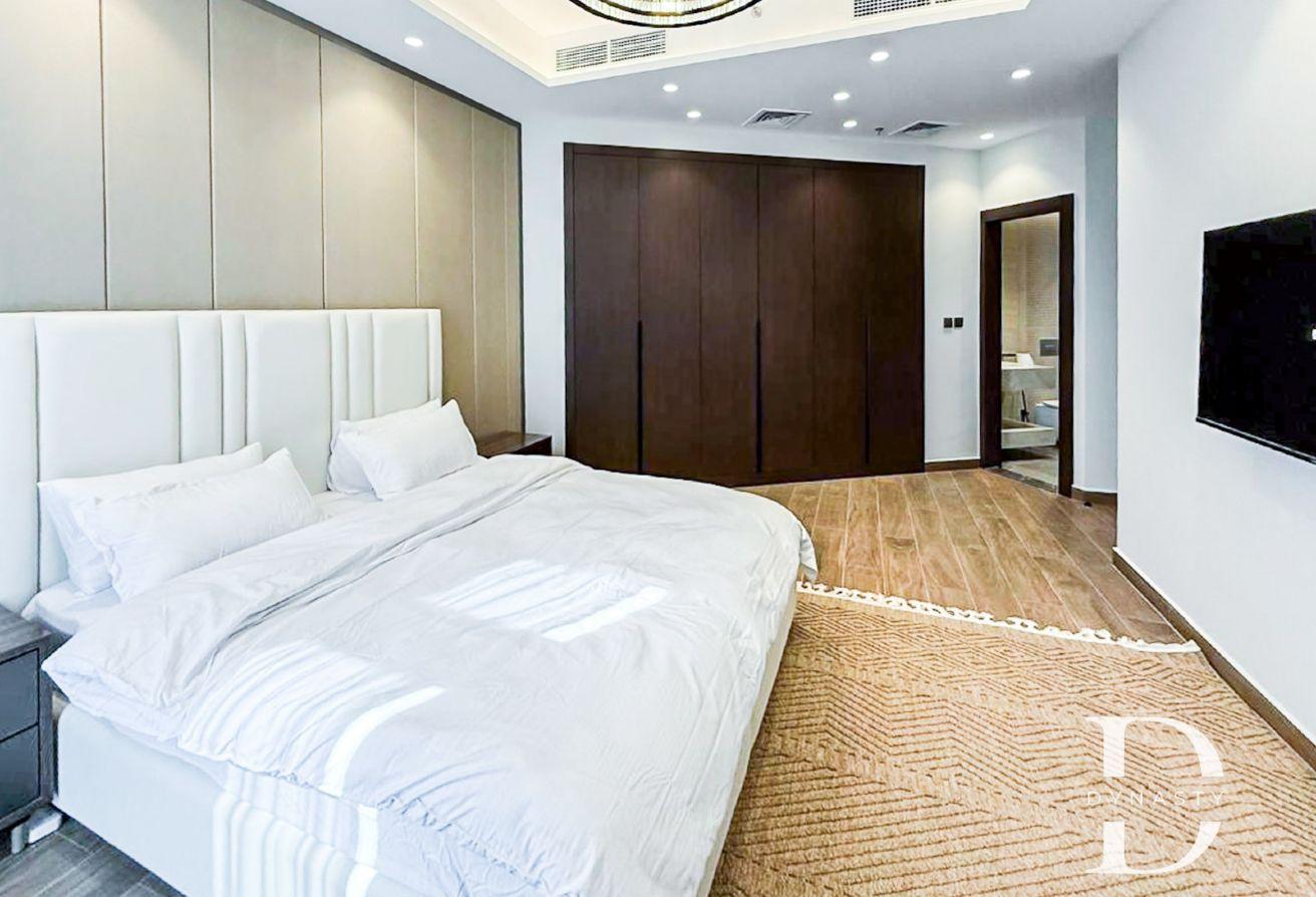 Fully Furnished 2 BR | Elegant Finishes photo 9