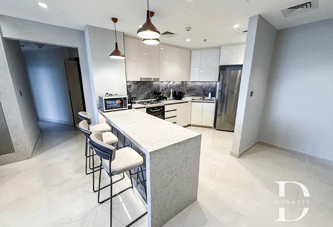 Fully Furnished 2 BR | Elegant Finishes photo 8