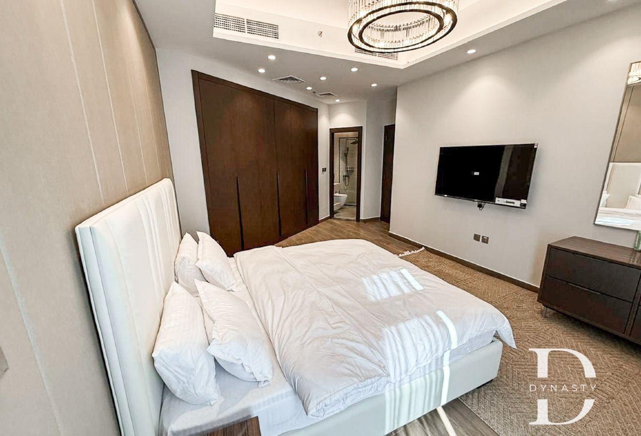 Fully Furnished 2 BR | Elegant Finishes photo 15
