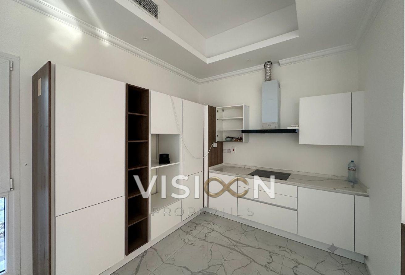 WELL MAINTAINED | | ELEVATOR | Prime Location photo 11