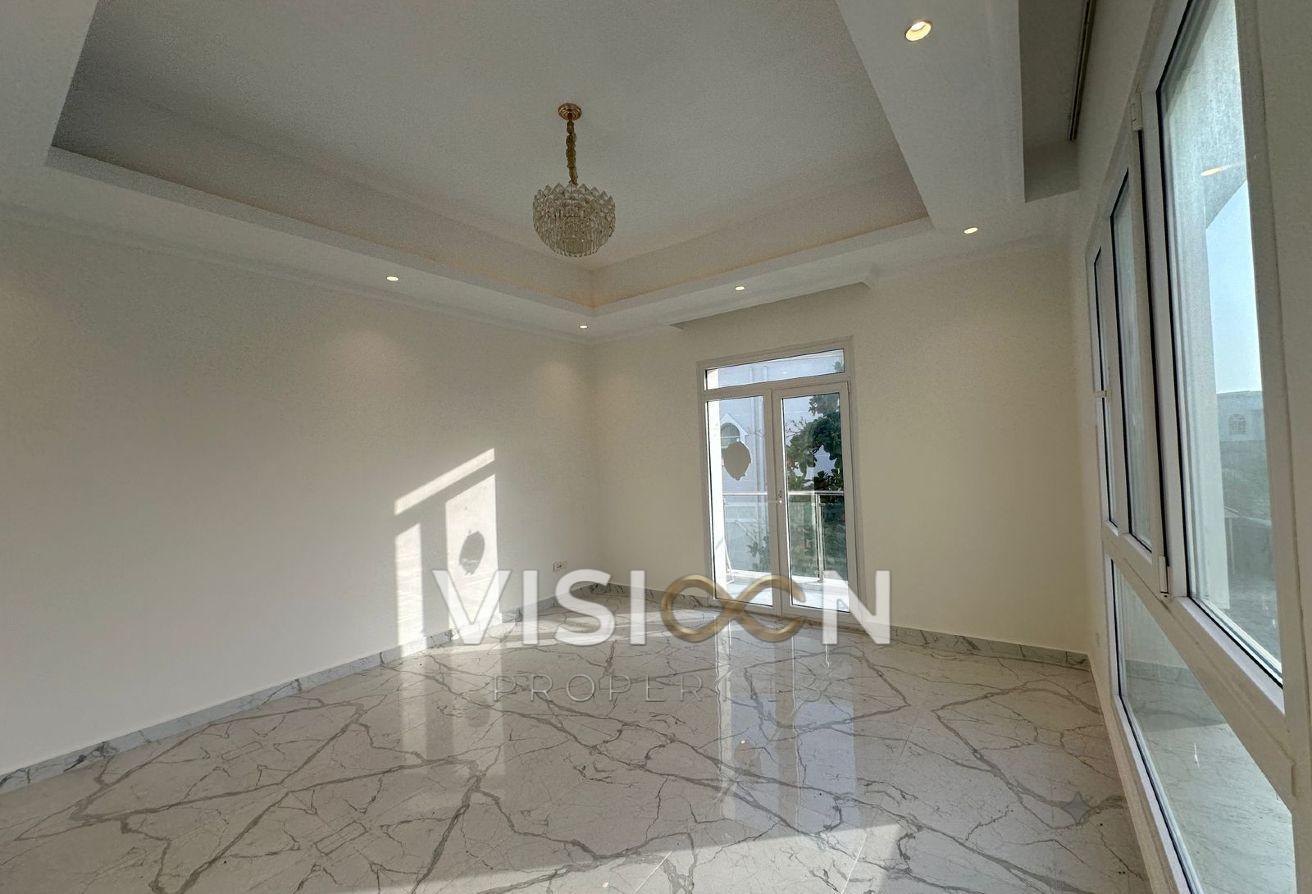 WELL MAINTAINED | | ELEVATOR | Prime Location photo 9