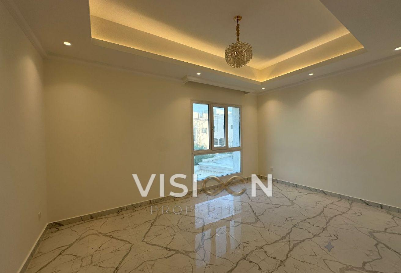 WELL MAINTAINED | | ELEVATOR | Prime Location photo 10