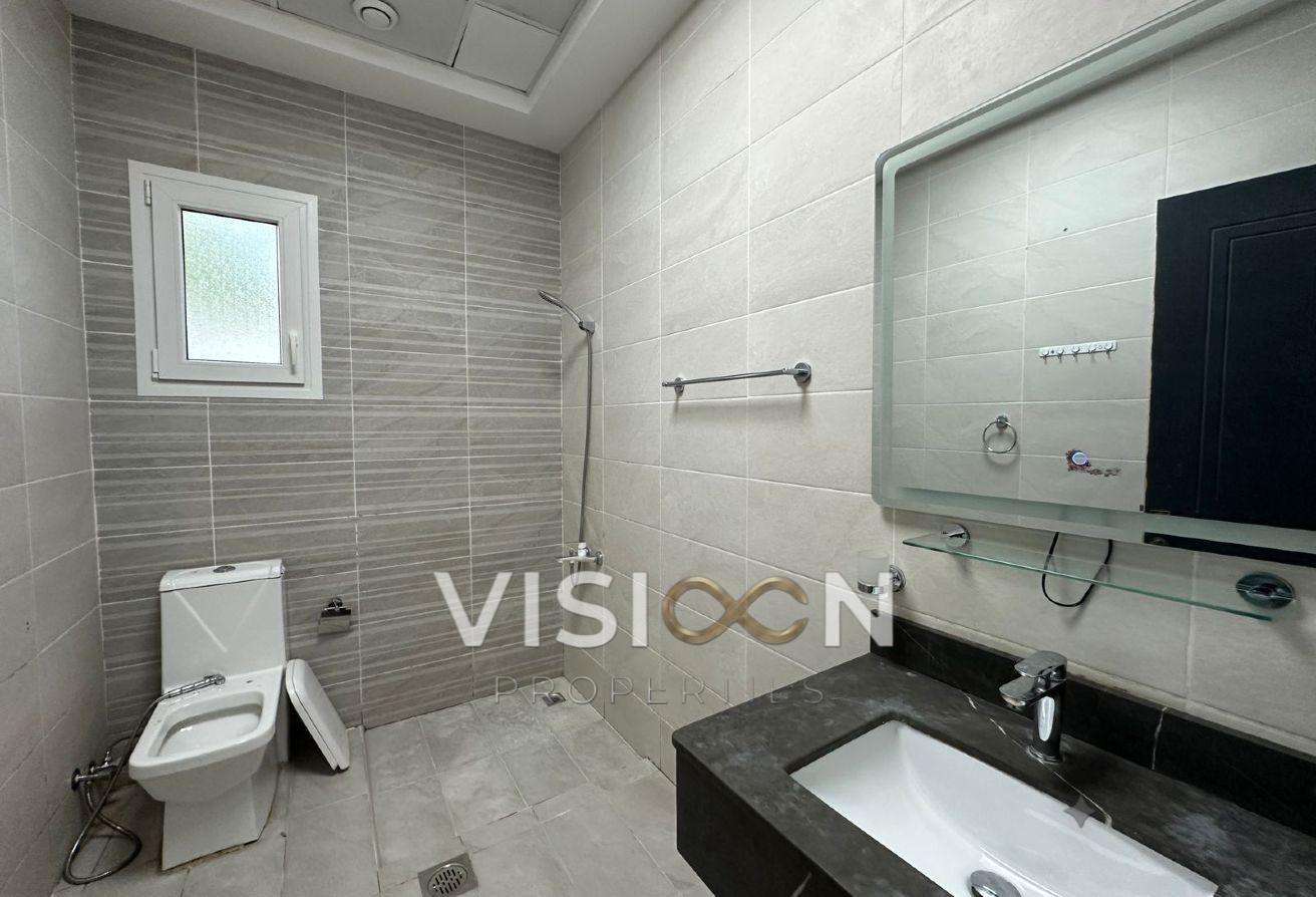 WELL MAINTAINED | | ELEVATOR | Prime Location photo 16