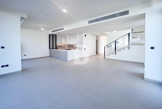 82381933 - صورة العقار 2