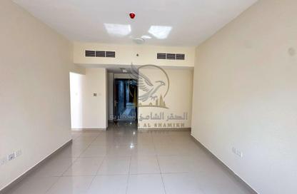 Apartment - 1 - 2 for rent in Al Majaz 3 - Al Majaz - Sharjah
