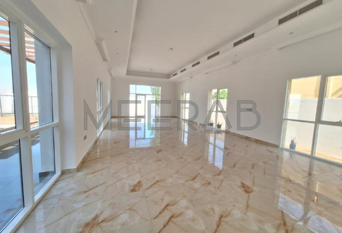 CONTEMPORARY VILLA WITH PVT POOL AND SERVANT ROOMS photo 2