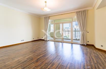 Apartment - 2 Bedrooms - 3 Bathrooms for rent in Jash Falqa - Shoreline Apartments - Palm Jumeirah - Dubai