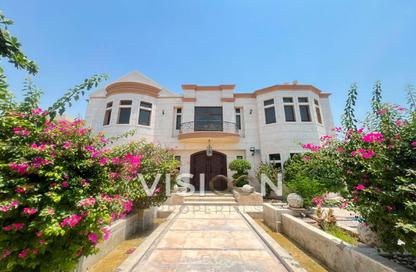 Villa - 5 Bedrooms - 7 Bathrooms for rent in Al Barsha 3 - Al Barsha - Dubai