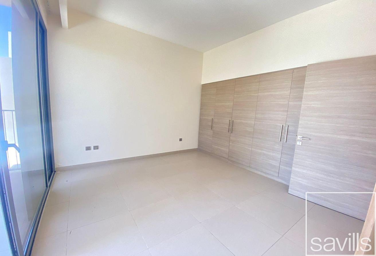 Vacant | Premium Location | Great Condition photo 11