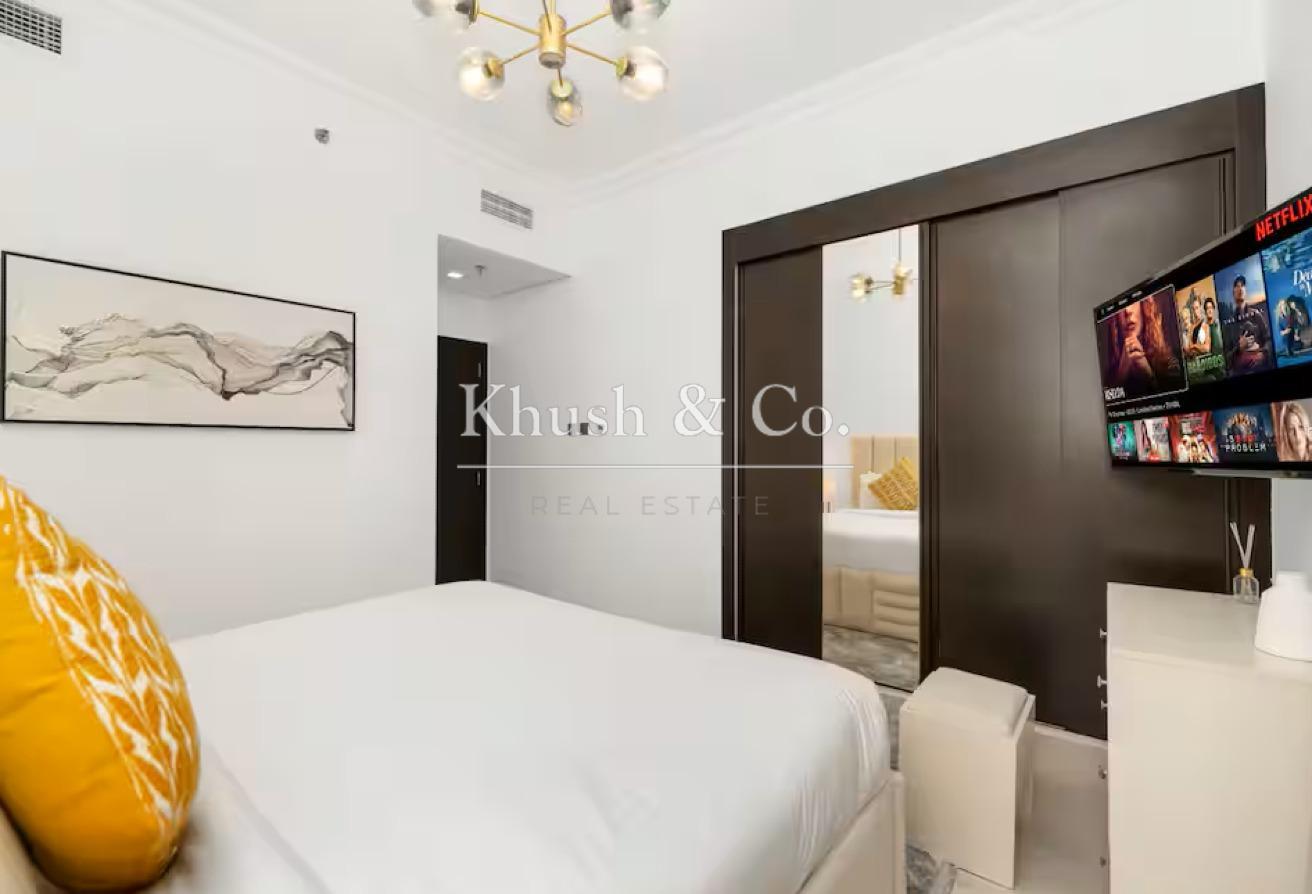 Luxury Apartment | Prime Location | Spacious photo 12