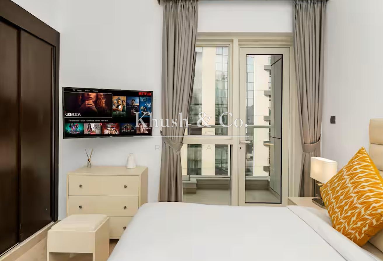 Luxury Apartment | Prime Location | Spacious photo 11