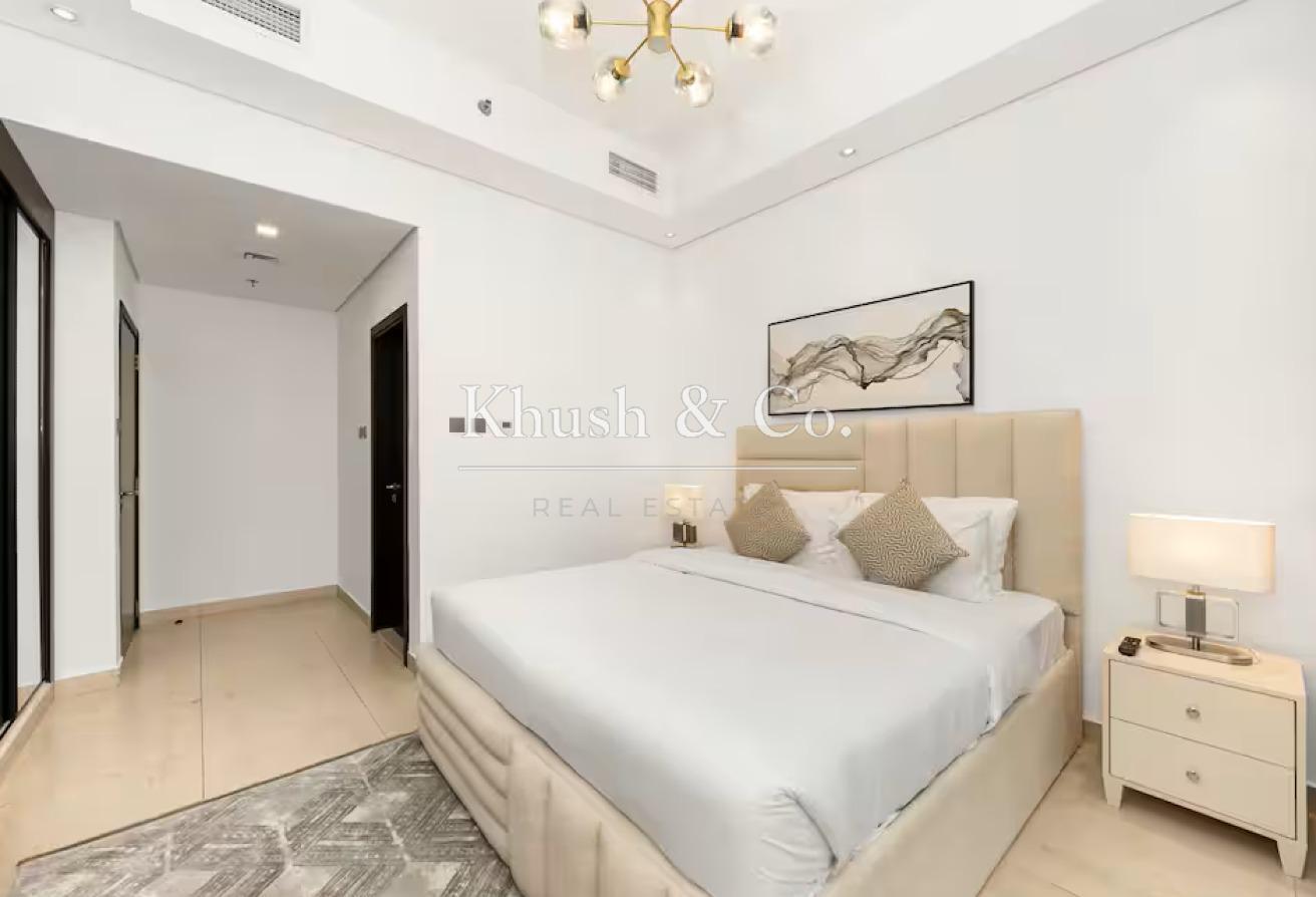 Luxury Apartment | Prime Location | Spacious photo 8