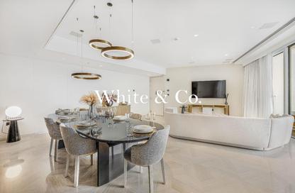 Apartment - 2 Bedrooms - 3 Bathrooms for rent in Five Palm Jumeirah - Palm Jumeirah - Dubai