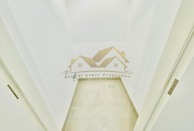 84495429 - Property Image 3