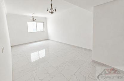 Apartment - 1 Bedroom - 2 Bathrooms for rent in Muweileh Community - Muwaileh Commercial - Sharjah Apartment - 1 Bedroom - 2 Bathrooms for rent in Muweileh Community - Muwaileh Commercial - Sharjah