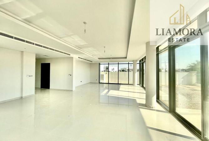 132002024 - Property Image 3
