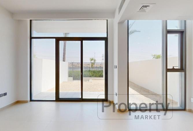 2OwvKfmc0Bc - Property Image 2