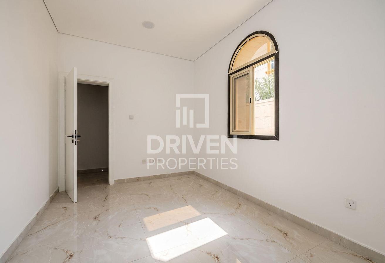 Vacant | Standalone Villa | Modern Layout photo 7