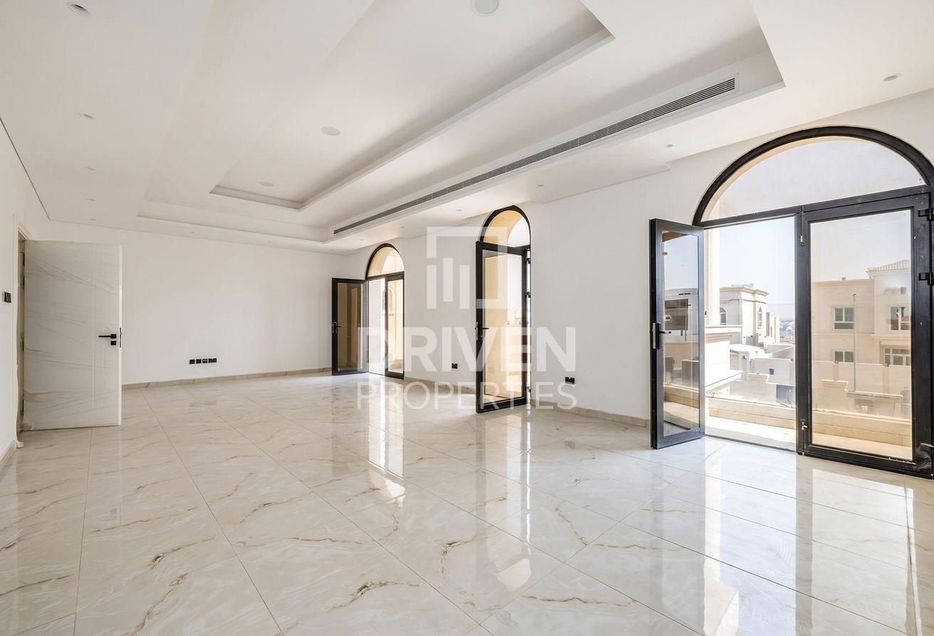 Vacant | Standalone Villa | Modern Layout photo 13