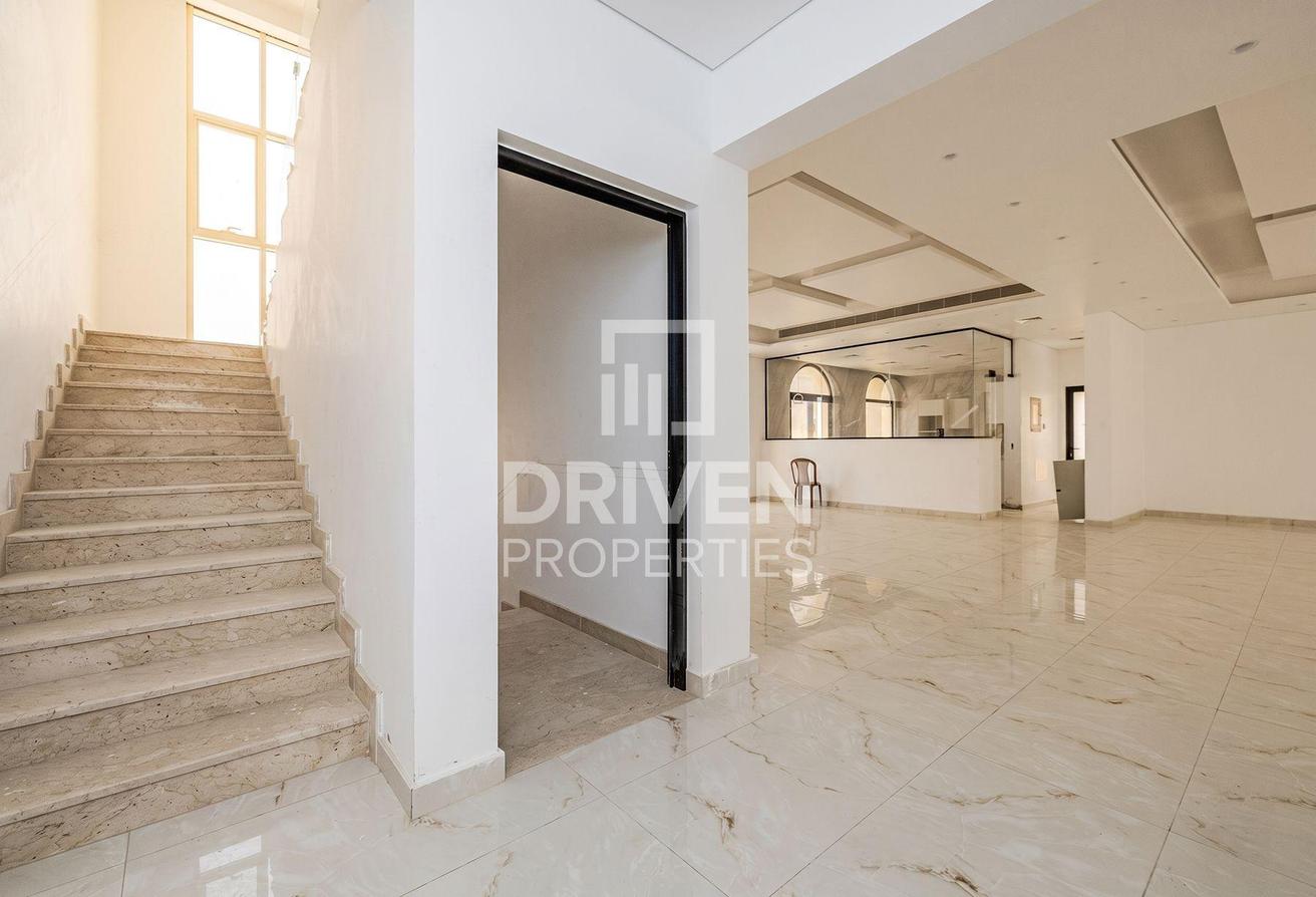 Vacant | Standalone Villa | Modern Layout photo 8