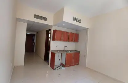 Apartment - Studio - 1 Bathroom for rent in Al Thani Muwaileh - Muwaileh Commercial - Sharjah