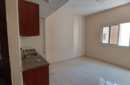 Apartment - Studio - 1 Bathroom for rent in Al Thani Muwaileh - Muwaileh Commercial - Sharjah