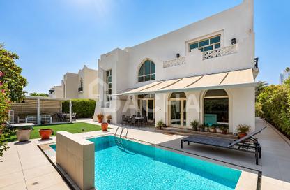 Villa - 4 - 5 for sale in Garden Hall - Oasis Clusters - Jumeirah Islands - Dubai Villa - 4 - 5 for sale in Garden Hall - Oasis Clusters - Jumeirah Islands - Dubai