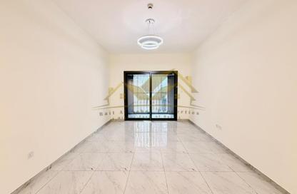 Apartment - 2 - 3 for rent in Karama Park Area - Al Karama - Bur Dubai - Dubai