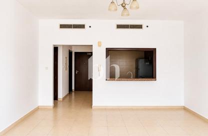 Apartment - 1 Bedroom - 1 Bathroom for rent in The Torch - Dubai Marina - Dubai Apartment - 1 Bedroom - 1 Bathroom for rent in The Torch - Dubai Marina - Dubai