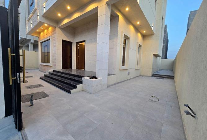 54399258 - صورة العقار 2