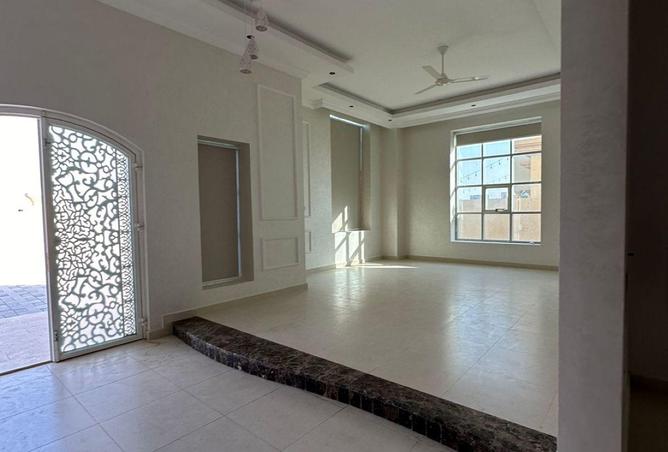 74625088 - Property Image 3