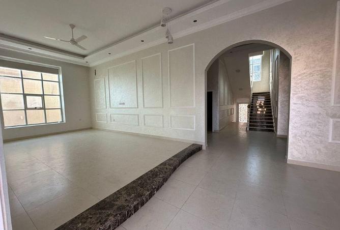 74625088 - Property Image 2