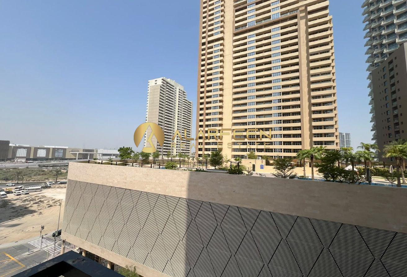 Spacious 1BHK | Herad Tower JVC | City View photo 12