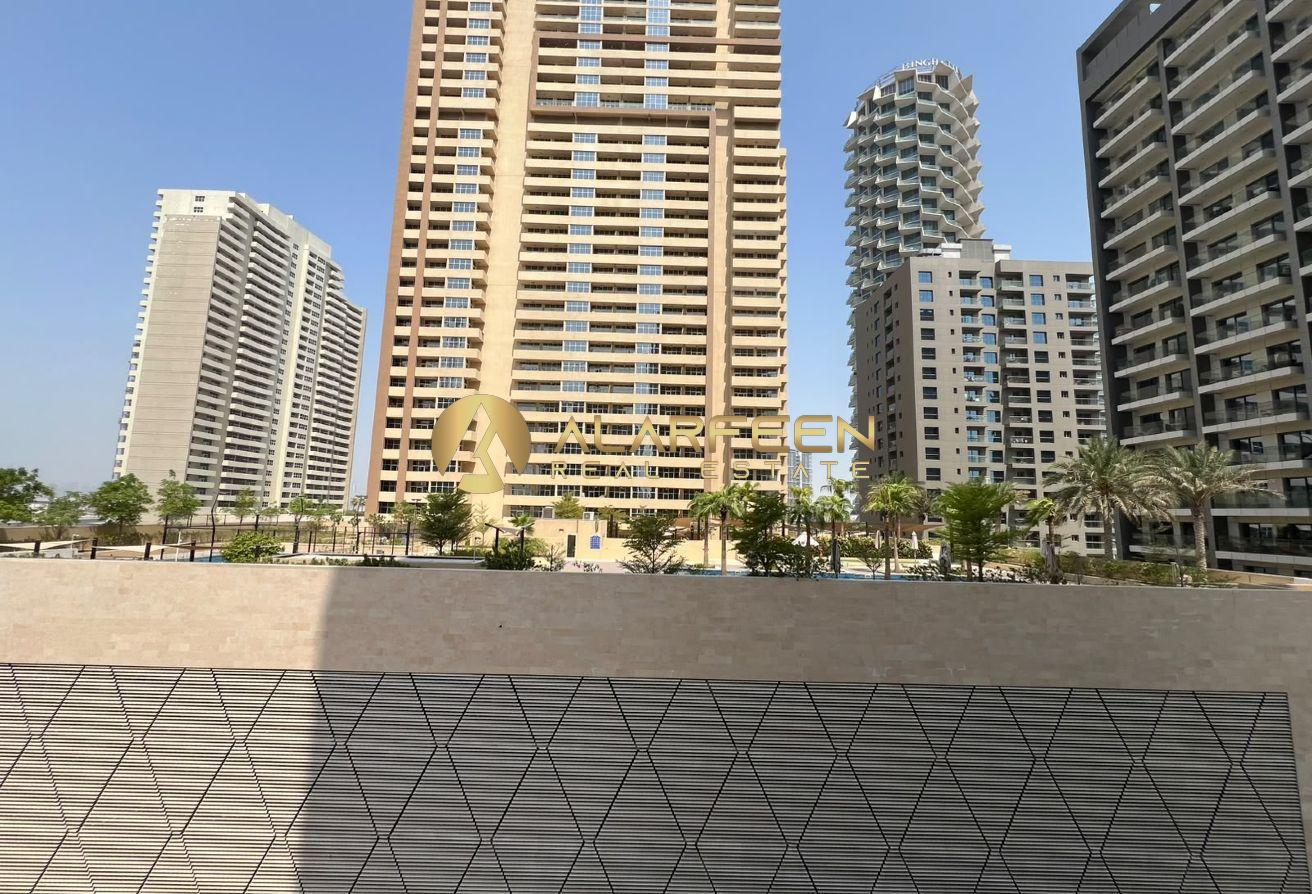 Spacious 1BHK | Herad Tower JVC | City View photo 11