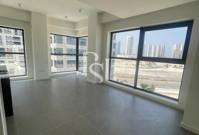 Modern Layout | Sea View | Beach Access