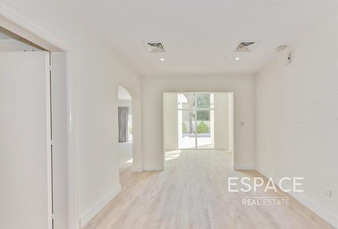 80688651 - Property Image 2