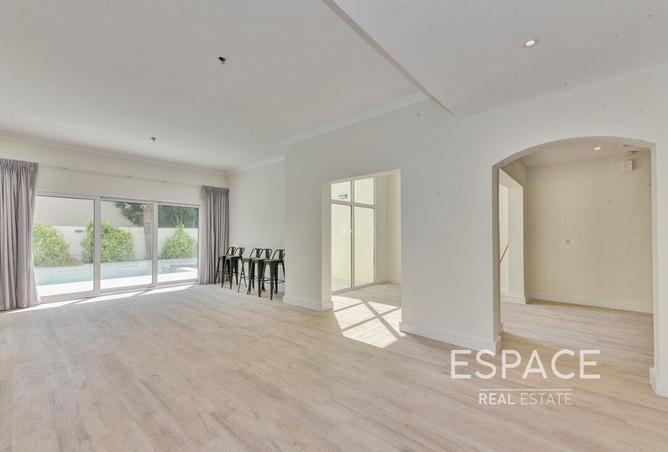 80688651 - Property Image 3