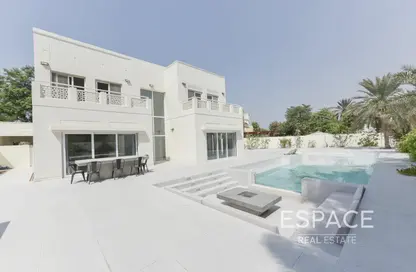 Villa - 4 Bedrooms - 4 Bathrooms for rent in Meadows 2 - Meadows - Dubai
