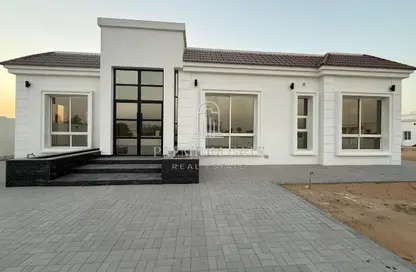 فيلا - 4 غرف نوم - 5 حمامات للايجار في ند الشبا 4 - ند الشبا - دبي