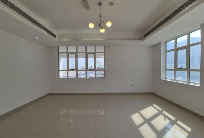 51594138 - صورة العقار 2