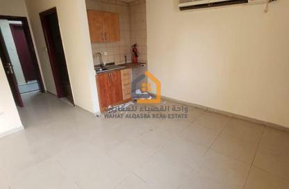 Apartment - Studio - 1 Bathroom for rent in Al Nabaa Building - Al Naba'ah - Al Sharq - Sharjah