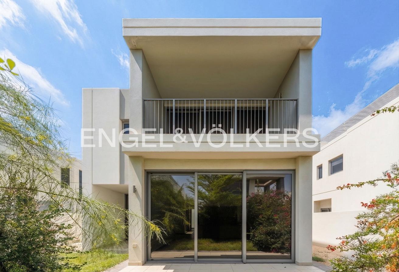 Exclusive | Natural Garden | Vacant photo 21