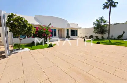 فيلا - 3 غرف نوم - 4 حمامات للايجار في فلل جميرا 3 - جميرا 3 - جميرا - دبي