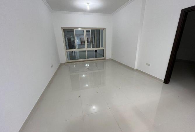 83233351 - Property Image 3