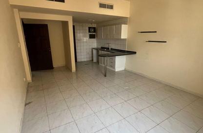 Apartment - Studio - 1 Bathroom for rent in Al Rashidiya 3 - Al Rashidiya - Ajman