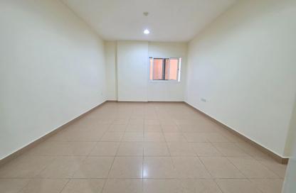 Apartment - 2 Bedrooms - 2 Bathrooms for rent in Fire Station Road - Muwaileh - Sharjah