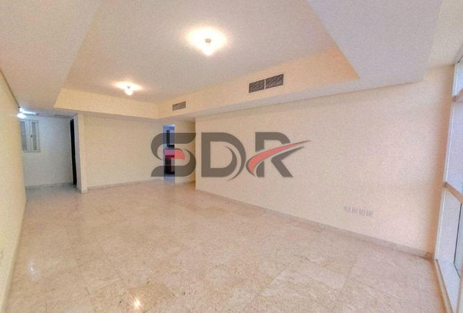 82364405 - صورة العقار 2