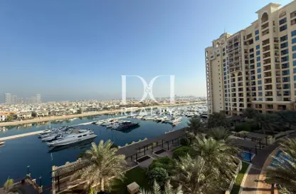 Apartment - 2 Bedrooms - 3 Bathrooms for sale in Marina Residences 4 - Marina Residences - Palm Jumeirah - Dubai