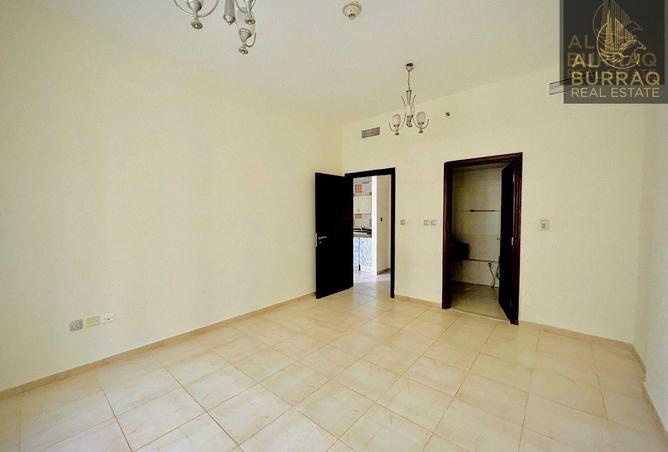 137008251 - Property Image 2