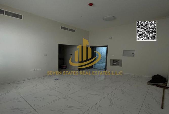 74236763 - Property Image 2